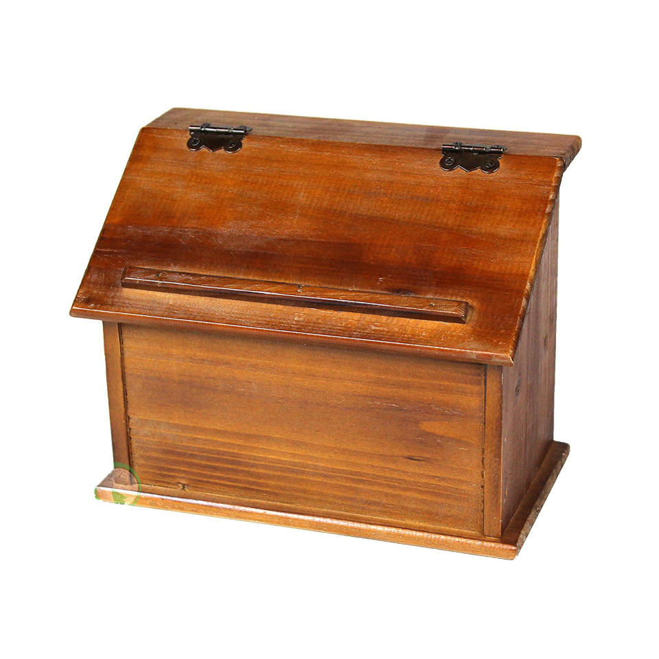 Old-Fashioned Wooden Podium Recipe Box