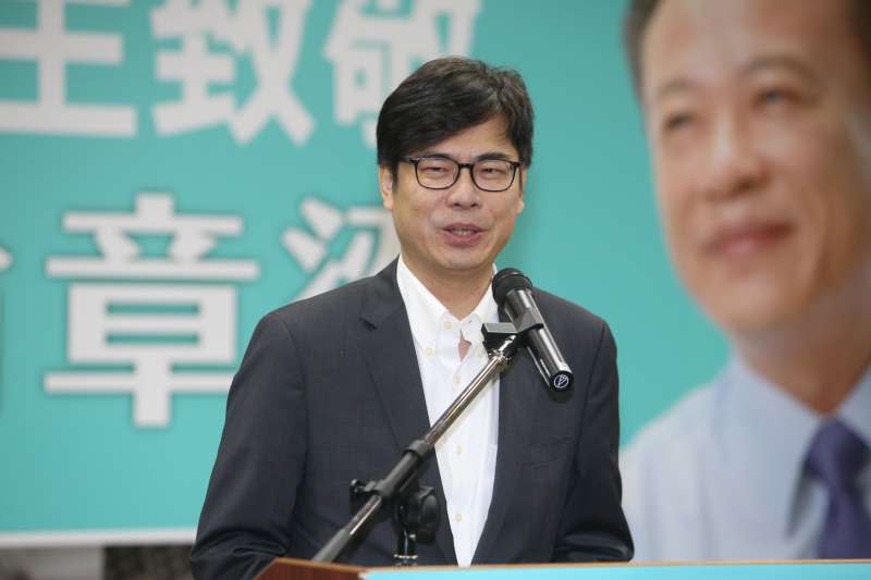 立法委員陳其邁出席農委會副主委翁章梁回鄉參選嘉義縣長記者會。（陳明仁攝）