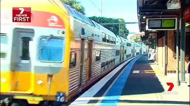 Commuters are told to head to work early. Source: 7 News