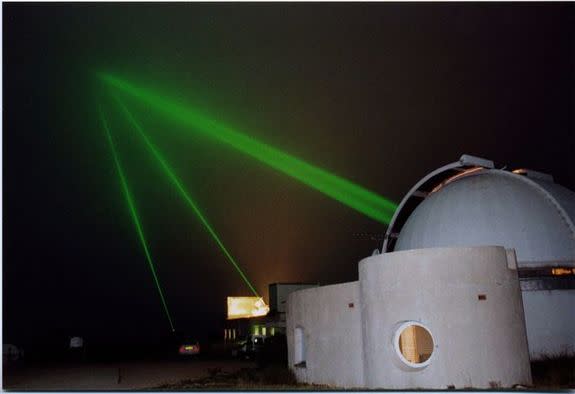 Laser beams shot to the moon from Grasse (MéO) station in Calern, France successfully targeted the reflector on the Soviet Union's old Lunokhod 1 rover.