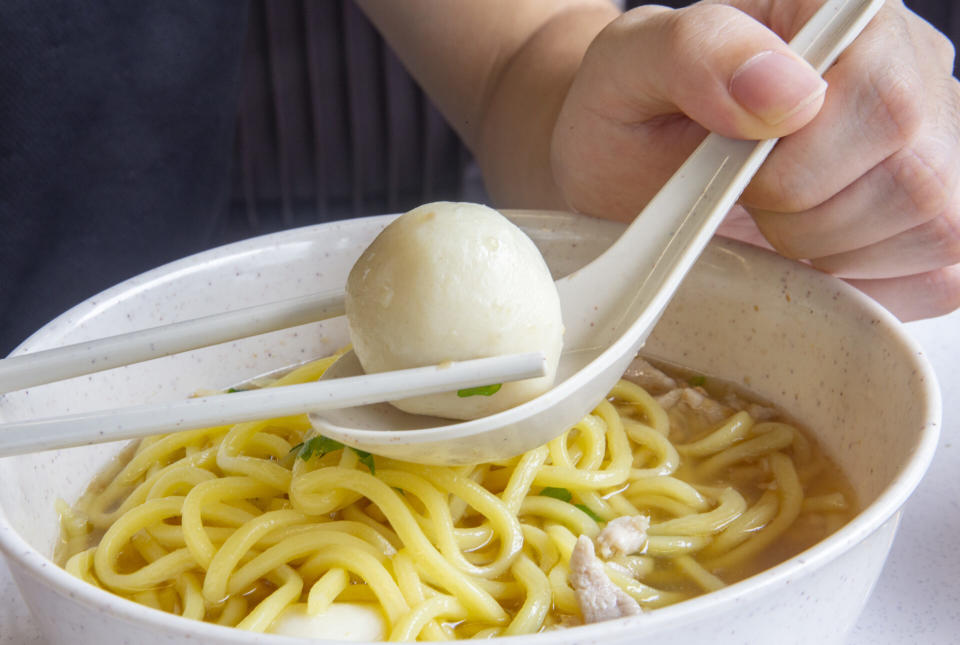 Da Muzhi Minced Meat Noodle - Fishball zoom