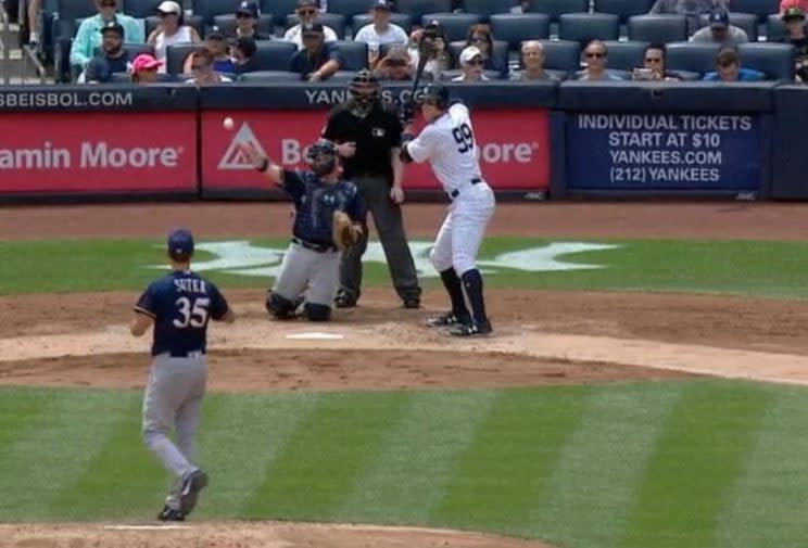 Aaron Judge stands his ground during a fascinating plate appearance against Brent Suter. (MLB.TV)