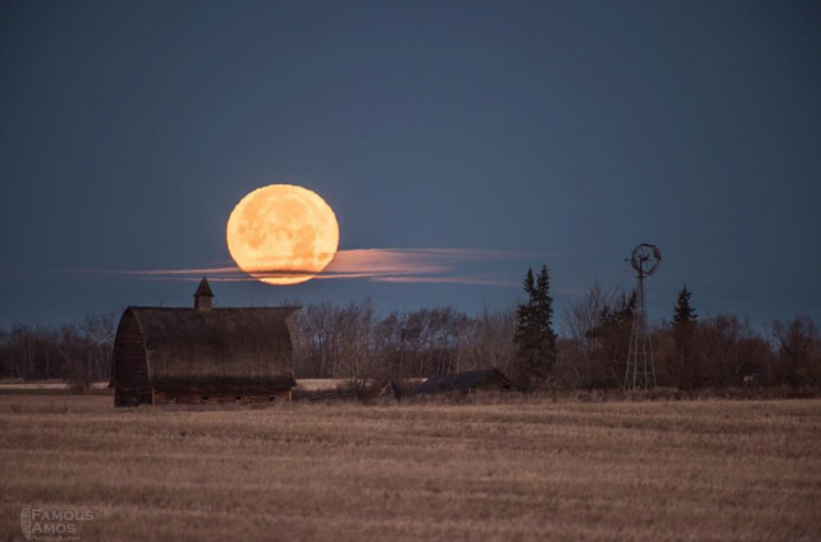 Supermoon in Canada