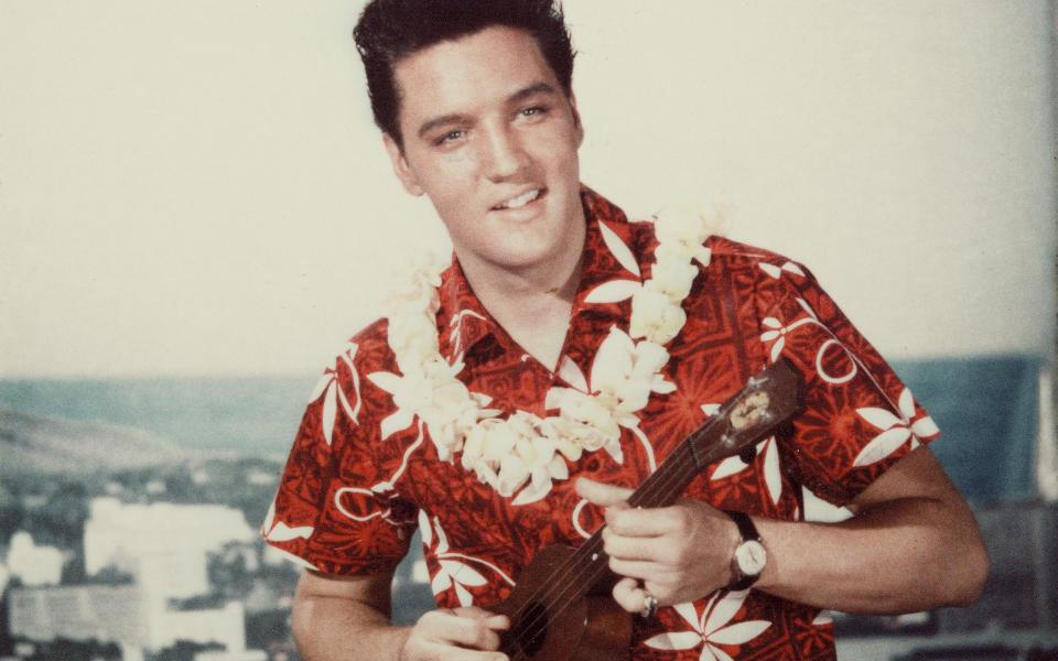 Elvis sporting a Hawaiian shirt in 1961