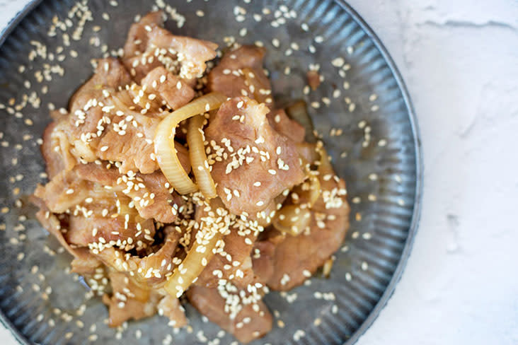 Try this ginger onion stir fry with a Japanese twist thanks to the use of mirin and white sesame seeds. – Pictures by CK Lim