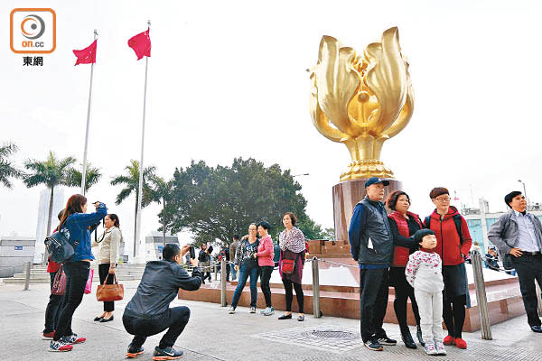 近年內地人受歧視問題嚴重。