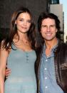 <p>Katie Holmes: 5' 9"<br>Tom Cruise: 5' 7"</p>