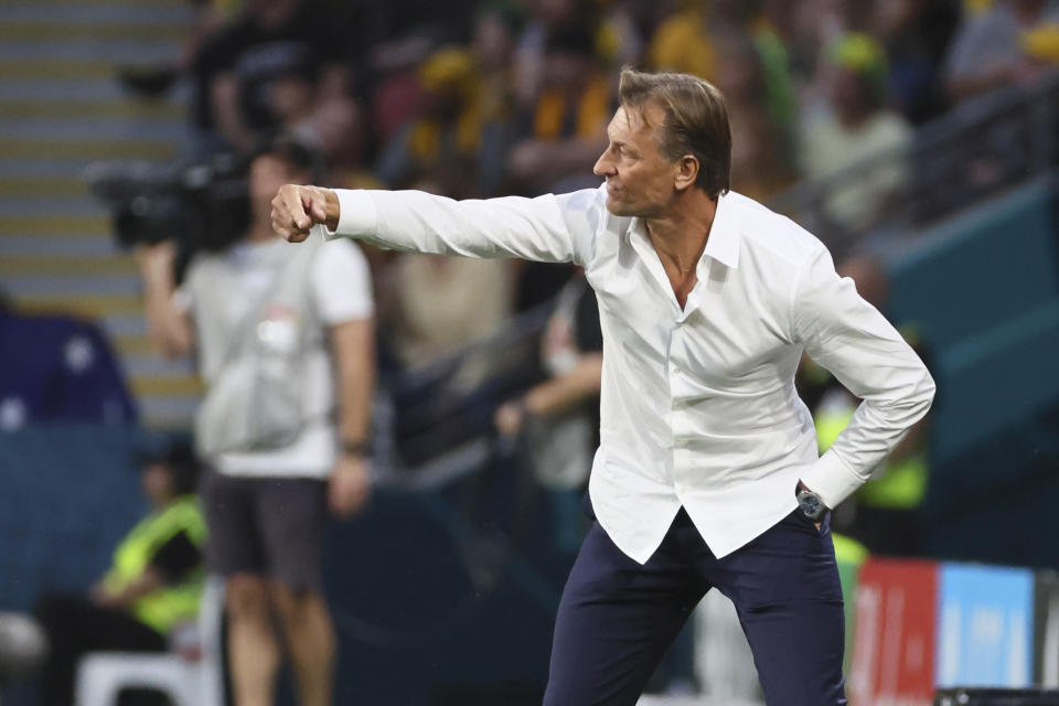 France's head coach Herve Renard gives instructions from the side line during the Women's World Cup quarterfinal soccer match between Australia and France in Brisbane, Australia, Saturday, Aug. 12, 2023. (AP Photo/Tertius Pickard)