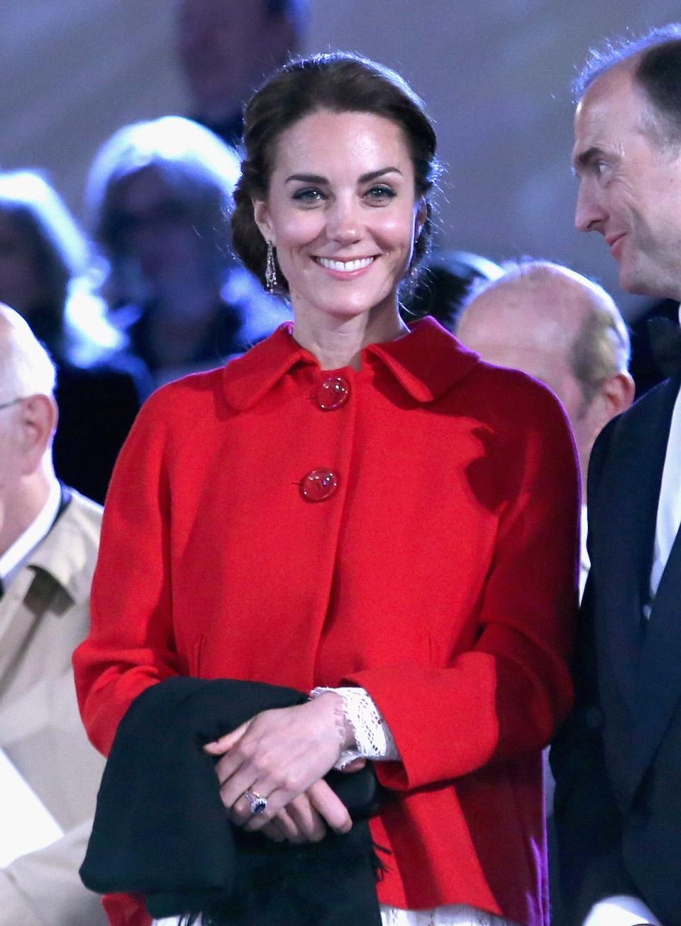 kate middleton red coat