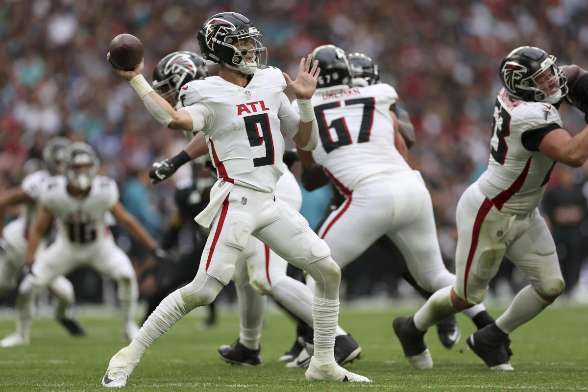 NFL LIVE: Atlanta Falcons beat Jacksonville Jaguars 23-7 at Wembley Stadium  - Live - BBC Sport