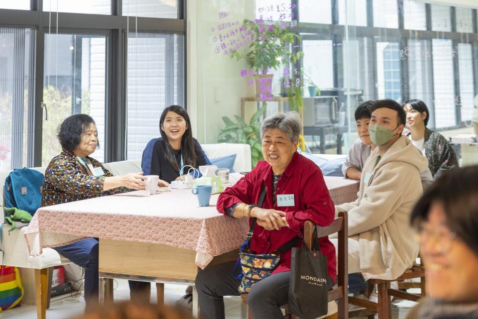 歡迎光臨中島美家-青年長輩一起在共居空間同樂。   圖：員和合作共居計畫共居戶提供