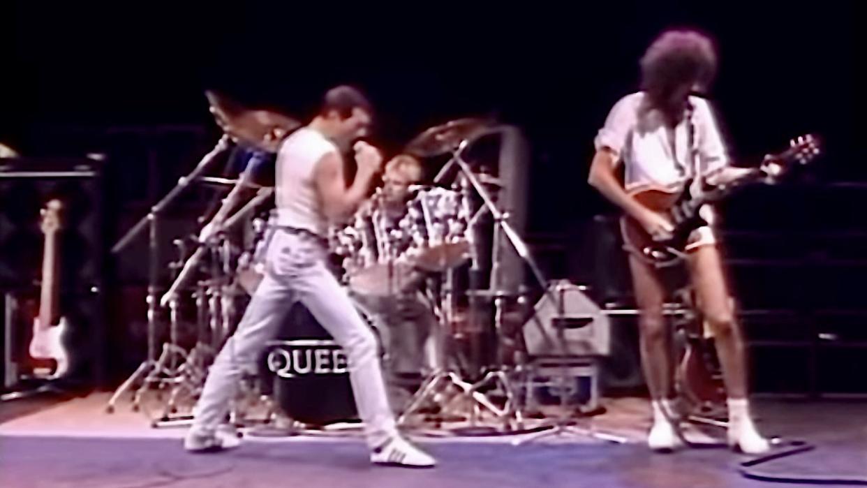  Queen rehearsing for Live Aid 