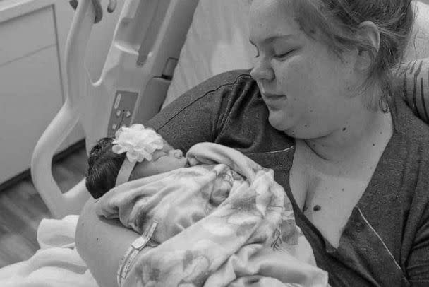 PHOTO: Rebecca Lawrence is pictured with her newborn daughter Raylynn. (Rebecca Lawrence)