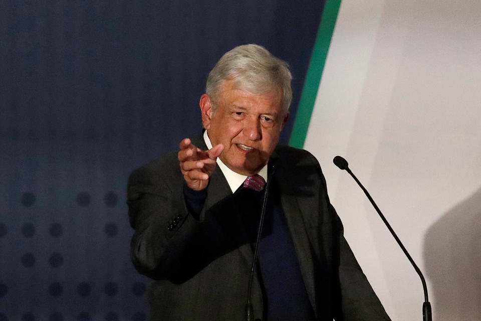 El presidente electo de México, Andrés Manuel Lépez Obrador, explica su plan de seguridad nacional en ciudad de México, el 14 de noviembre de 2018. REUTERS/Henry Romero