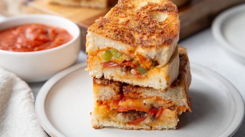 pizza grilled cheese