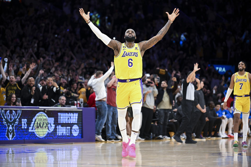 LeBron James於2023年2月8日成為NBA歷史得分王。（Wally Skalij / Los Angeles Times via Getty Images）