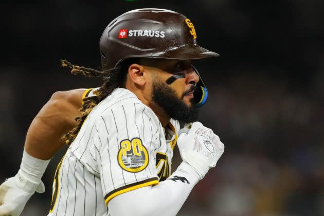 MLB Helmet Stickers Annoy Fans as Strauss Makes U.S. Debut