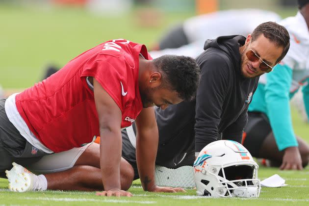 Tua Tagovailoa asked, “Do I suck?” due to Brian Flores, Miami Dolphins fans  - Roll 'Bama Roll