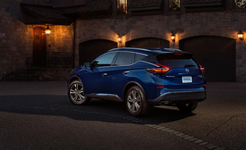 <p>When <a rel="nofollow noopener" href="https://www.caranddriver.com/nissan/murano" target="_blank" data-ylk="slk:the Nissan Murano;elm:context_link;itc:0;sec:content-canvas" class="link ">the Nissan Murano</a> first went on sale as a 2003 model, it was an early entrant in the two-row mid-size crossover segment and helped kick off America's obsession with on-road utes that have carlike ride and handling.</p>