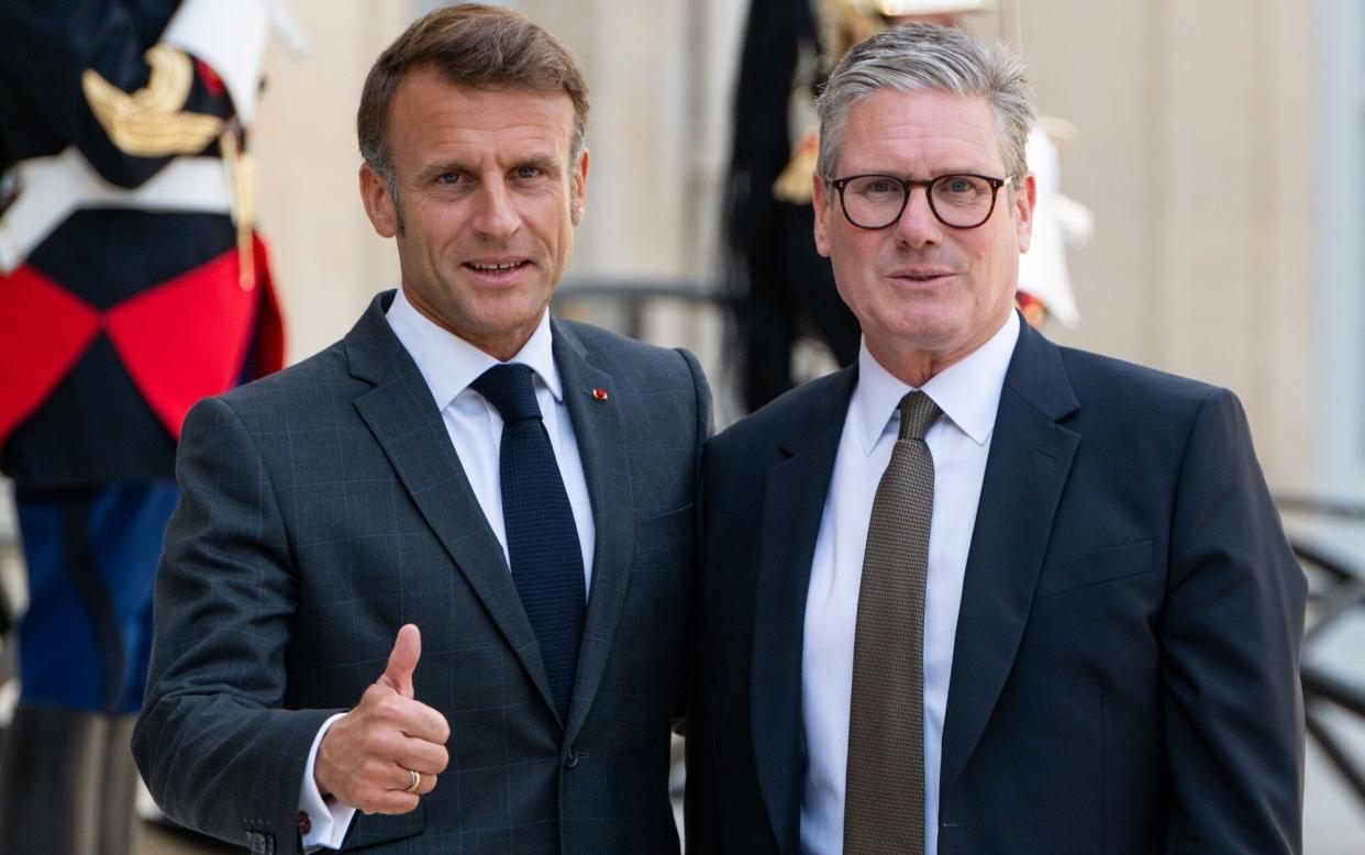 Keir Starmer with French president Emmanuel Macron