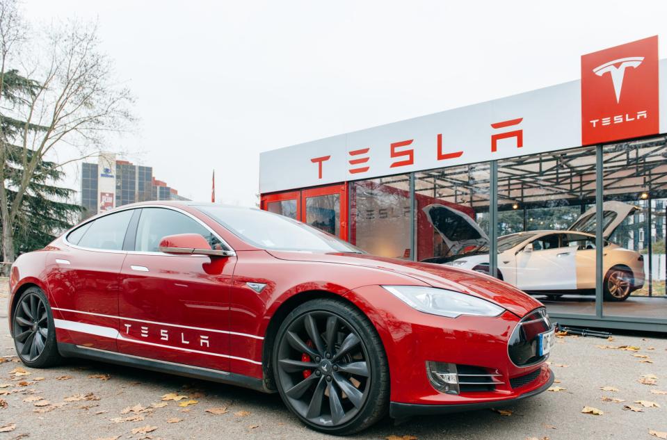 Ein Tesla Model S (Symbolfoto). - Copyright: Hadrian / Shutterstock.com