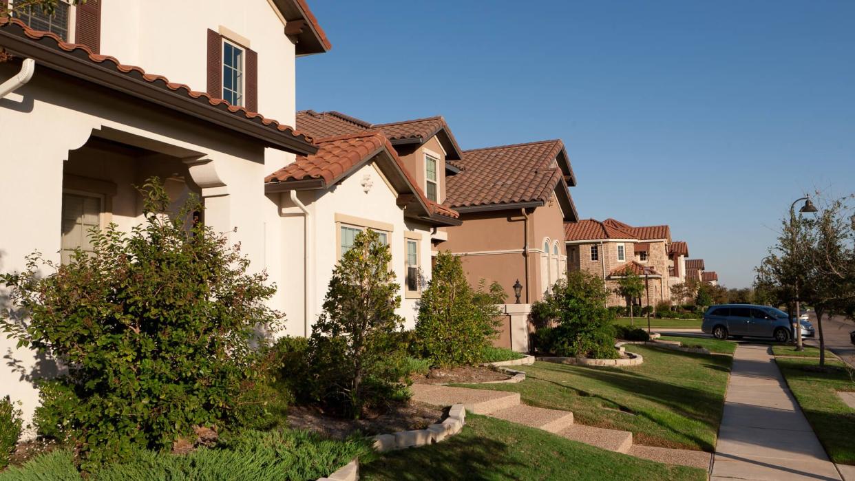 affluent neighborhood in Las Colinas, a suburb of Dallas