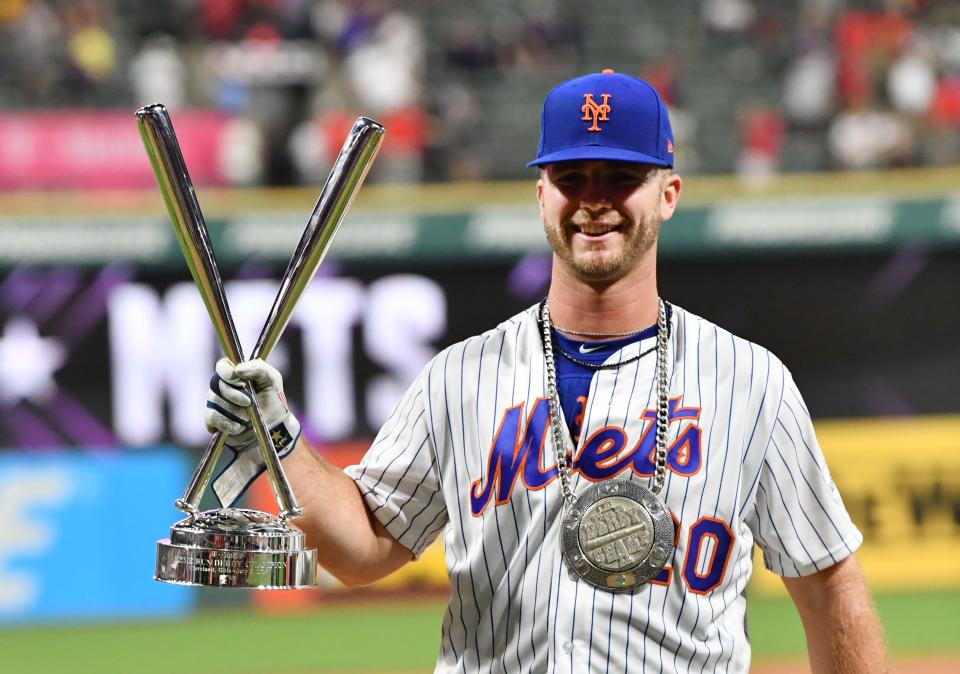 Mets first baseman Pete Alonso celebrates after winning the 2019 Home Run Derby in Cleveland.