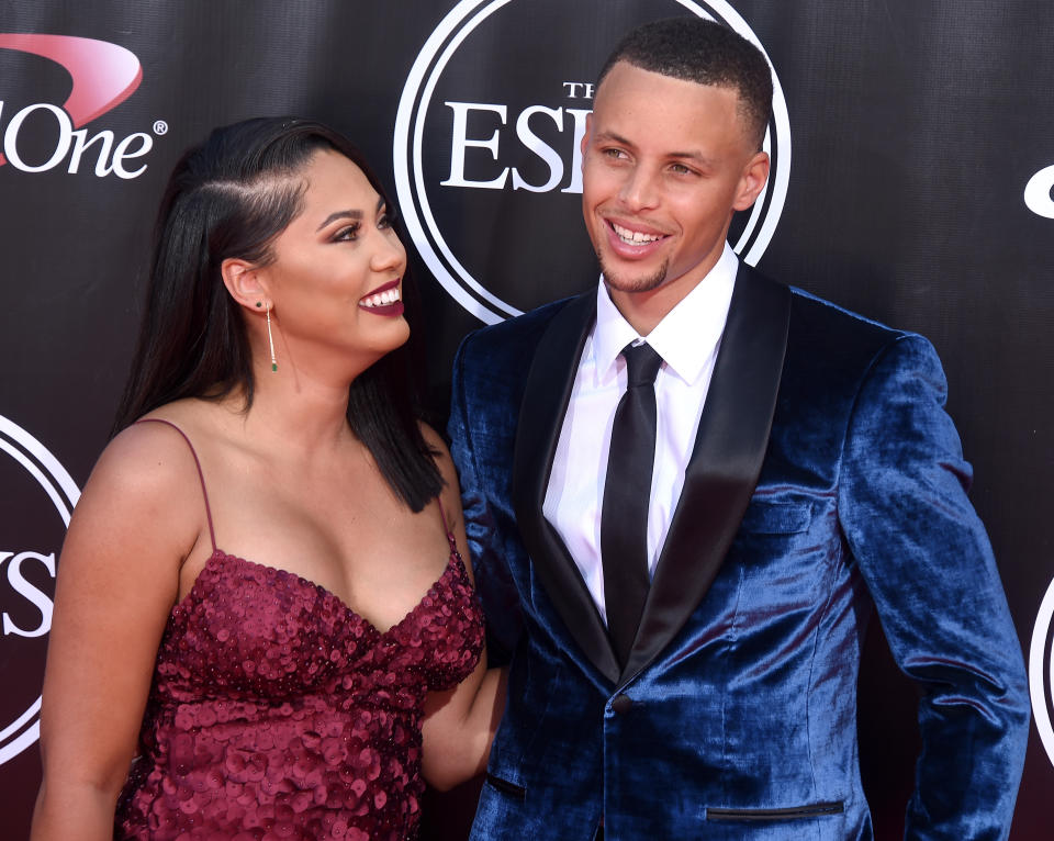 NBA player Stephen Curry and wife Ayesha Curry arrive at The 2016 ESPYS at Microsoft Theater on July 13, 2016 in Los Angeles, California. (Photo by Gregg DeGuire/WireImage)