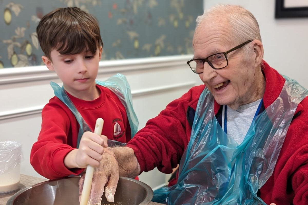 Resident David, with pupil from Sarisbury Infant School <i>(Image: Supplied)</i>