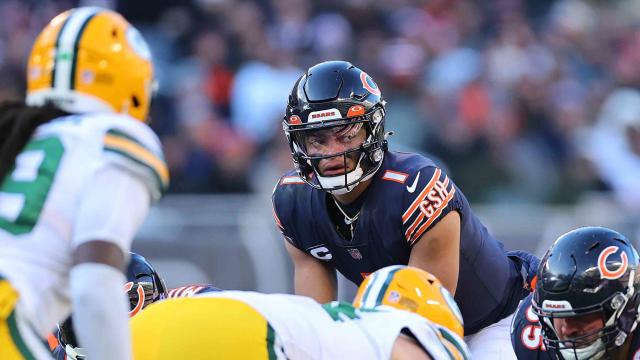 Bears' sitting Justin Fields vs. Colts is right call for now – NBC Sports  Chicago