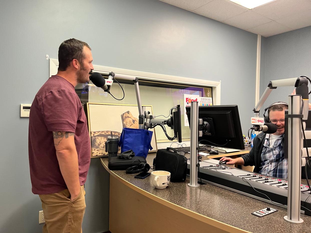 Joel Murphy, Mix 94.1 program director and afternoon radio host, right, announces Wednesday that Matt Fantone, left, will host Mix 94.1's new local live morning show, Mixed Mornings with Matt Fantone, from 6 to 10 a.m. starting Monday.