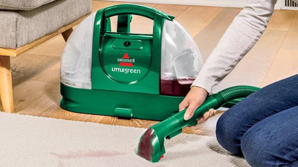 The Bissell Little Green comes with a special Febreeze formula that promises effective stain elimination.