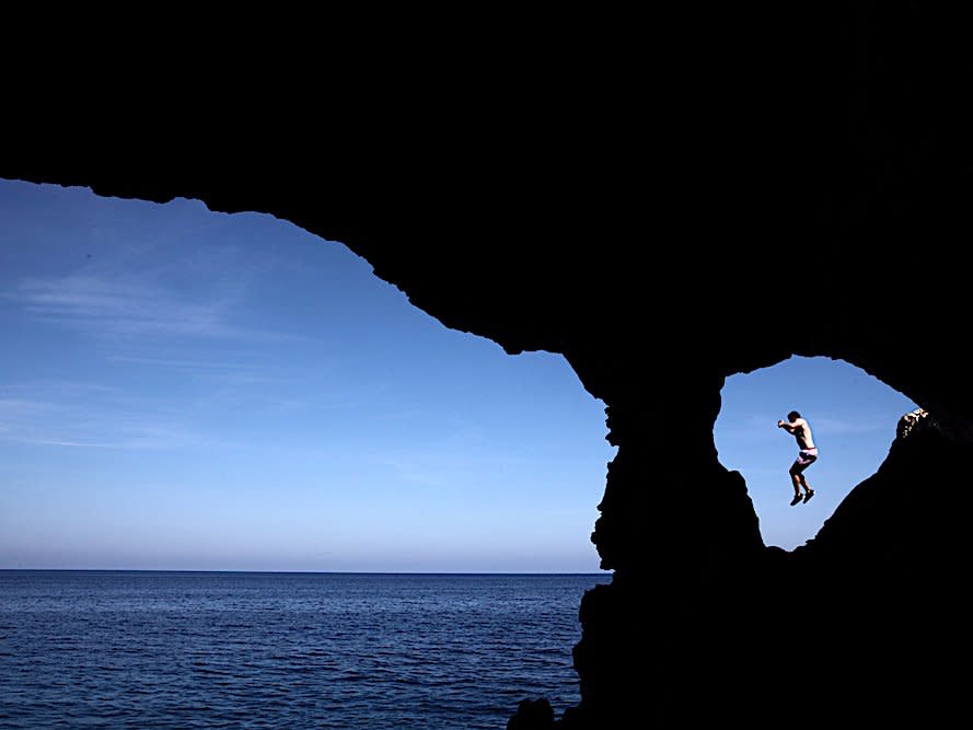 cliff dive