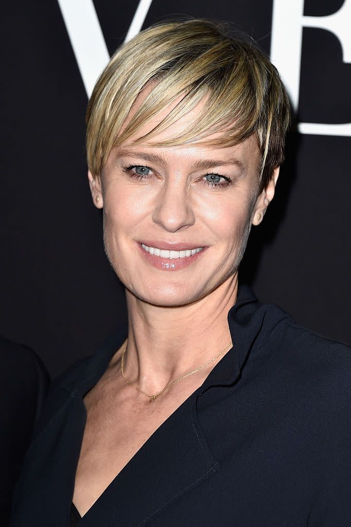 short haircuts for older women robin wright