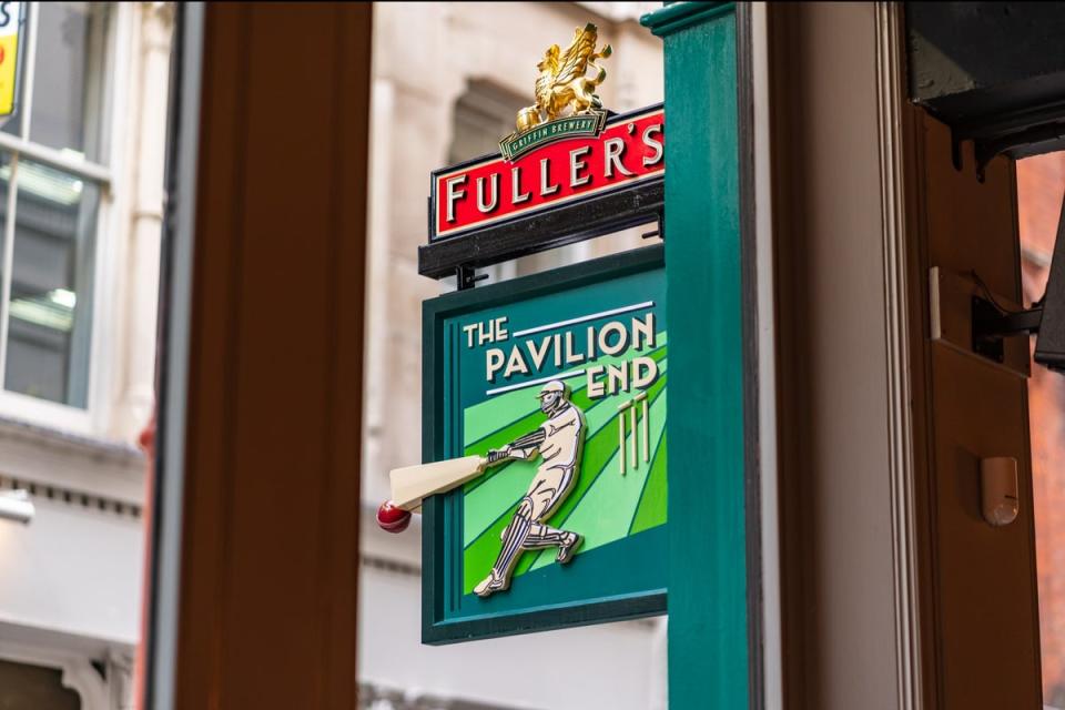  (Pavillion End via Fullers)