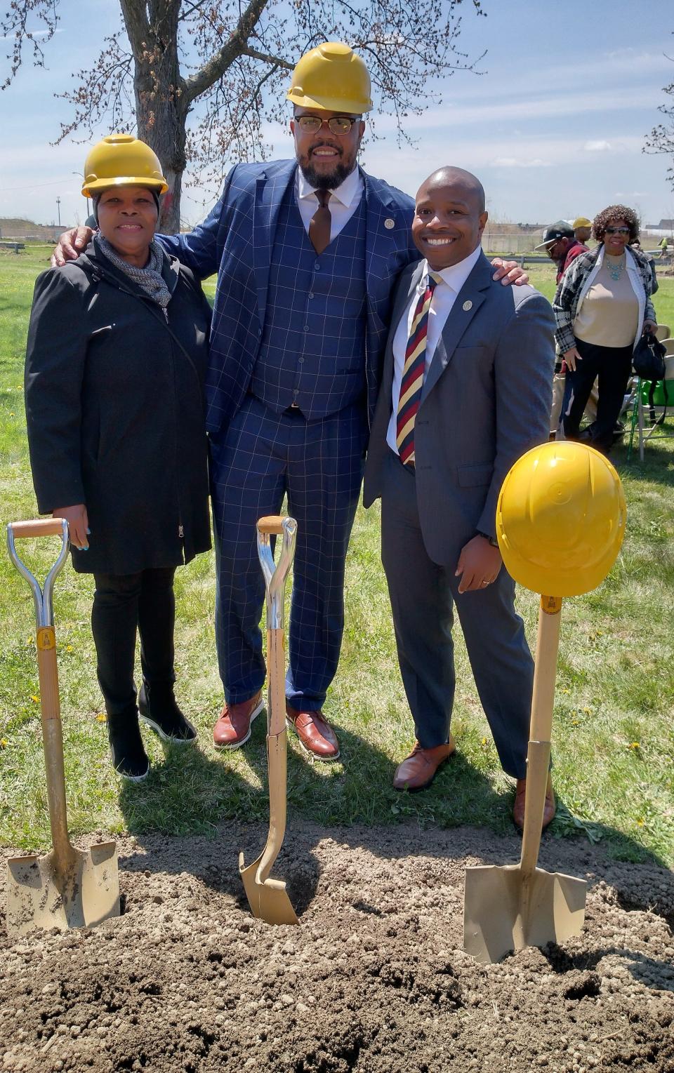 Yvonne McCaskill, of Century City Triangle Neighborhood Association (l) poses Wednesday with Ald. Khalif Rainey and Mayor Cavalier Johnson after a ceremonial groundbreaking for the redevelopment of Melvina Park on the city’s north side. The $2.3 million project will expand the nearly one-acre park to nearly 4 acres and include new amenities like new playgrounds, new trees, community gardens, and a covered performance stage.