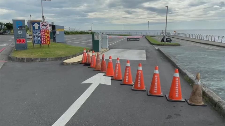 基隆海科館假日湧現大量人潮　即起至7/12禁人車入園盼「嘜擱來」