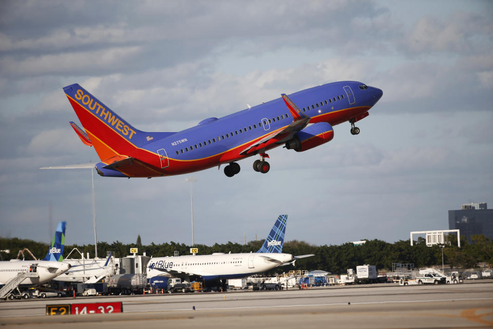 A Southwest Airlines plane takes off from Palm Beach International Airport in West Palm Beach, Fla., on July 27, 2017. (Photo: Wilfredo Lee/AP/File)