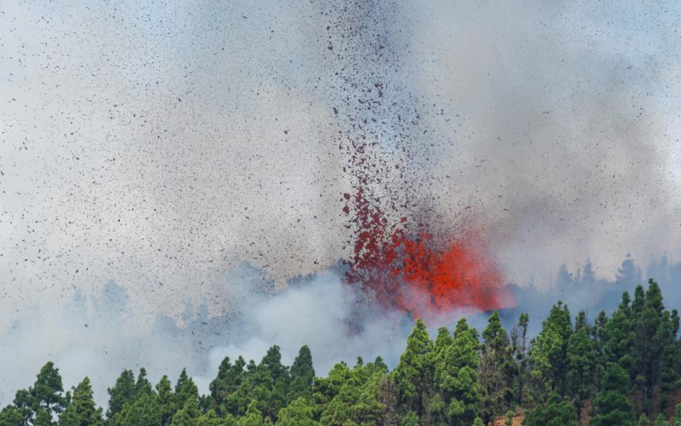 Cumbre Vieja volcano erupts on Spain's Canary Islands - BORJA SUAREZ /REUTERS