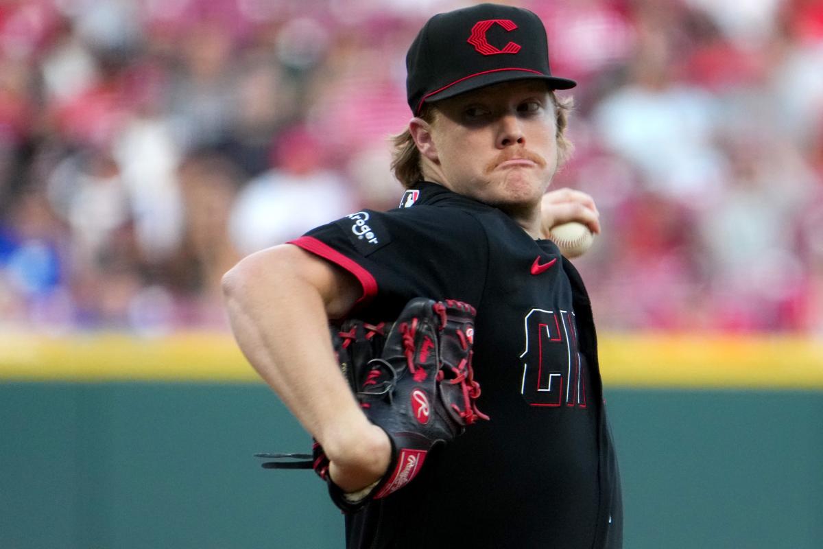 Abbott continues to shine with Cincinnati Reds in MLB
