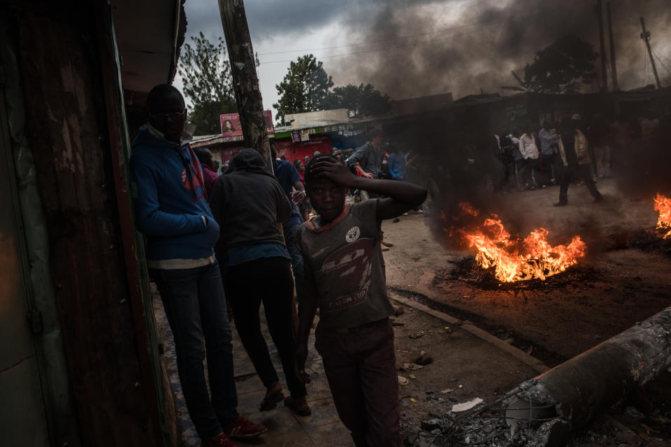 Tensions high as Kenya awaits new presidential vote