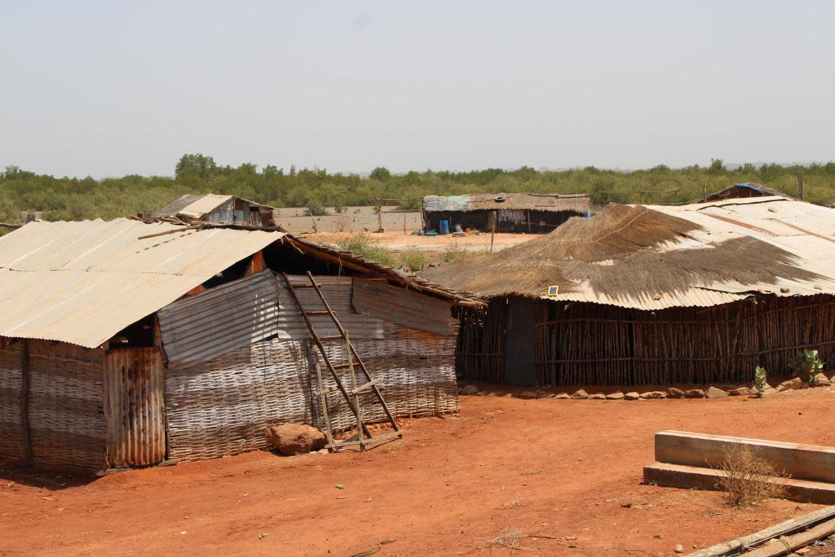 Unofficial Settlements in the Senegalese Dry Lands <i>(Image: Victoria Mainard)</i>