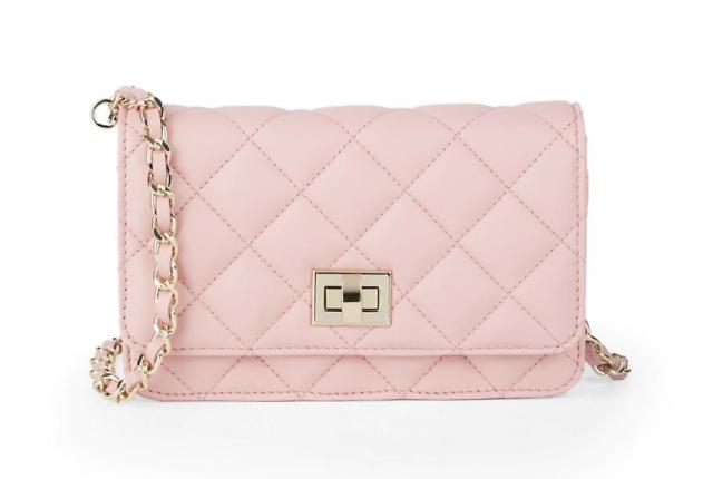 Marc Jacobs The Jelly Snapshot Camera Bag worn by Emily Cooper