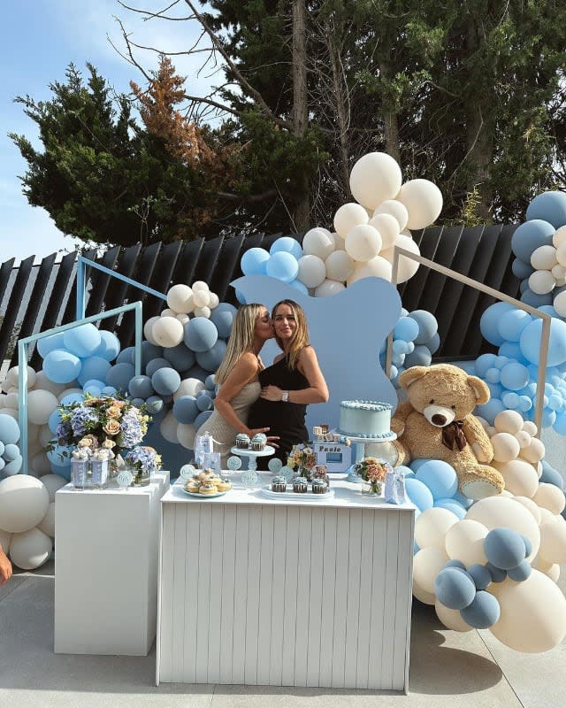 Romarey Ventura en su baby shower