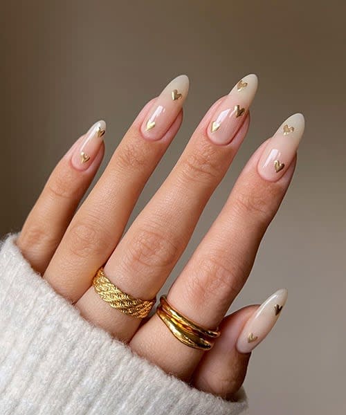 Gold-Foil-Heart-Nails-By-Tiffany-Abbigaile-Beauty