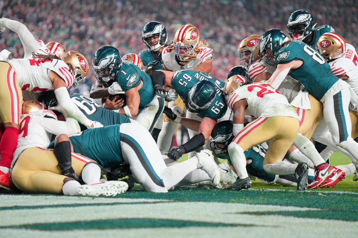 NFL won’t consider banning Eagles’ patented Brotherly Shove