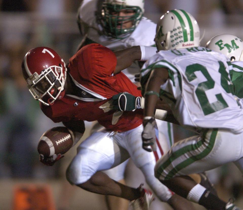 Fort Myers lost just once to rival North Fort Myers during Red Knights blue-chip running back Noel Devine's tenure. Unfortunately, it happened on national television. ESPNU came to Southwest Florida to introduce the country to Lee County's all-time leading rusher who went on to star at West Virginia. Greenies coach Sam Sirianni Jr. said ESPN asked to have the game moved from Moody Field to Edison Stadium because of capacity and lighting concerns. North's administration understandably was set against it. It brought in portable lighting and extra seating for the top-flight matchup where Devine went off for 177 yards and two touchdowns in the 24-6 North win.