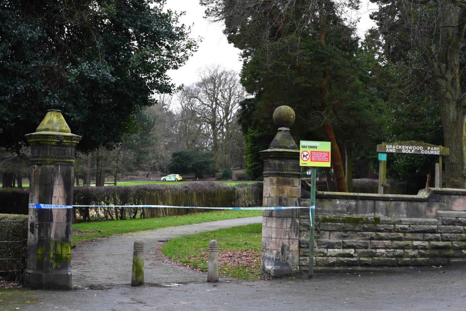 Police cordon off Brackenwood. (Reach)