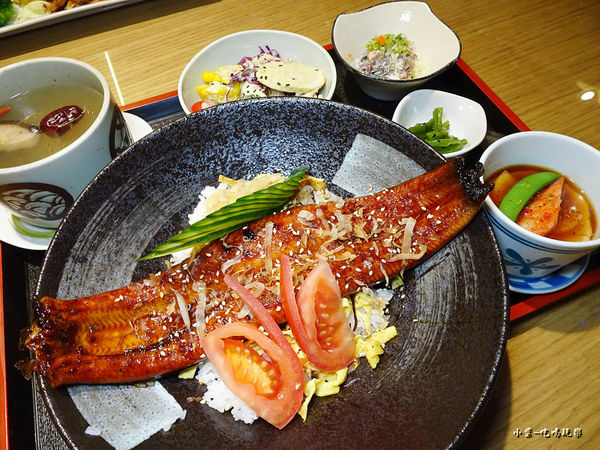 霸氣鰻魚丼 (5)2.jpg