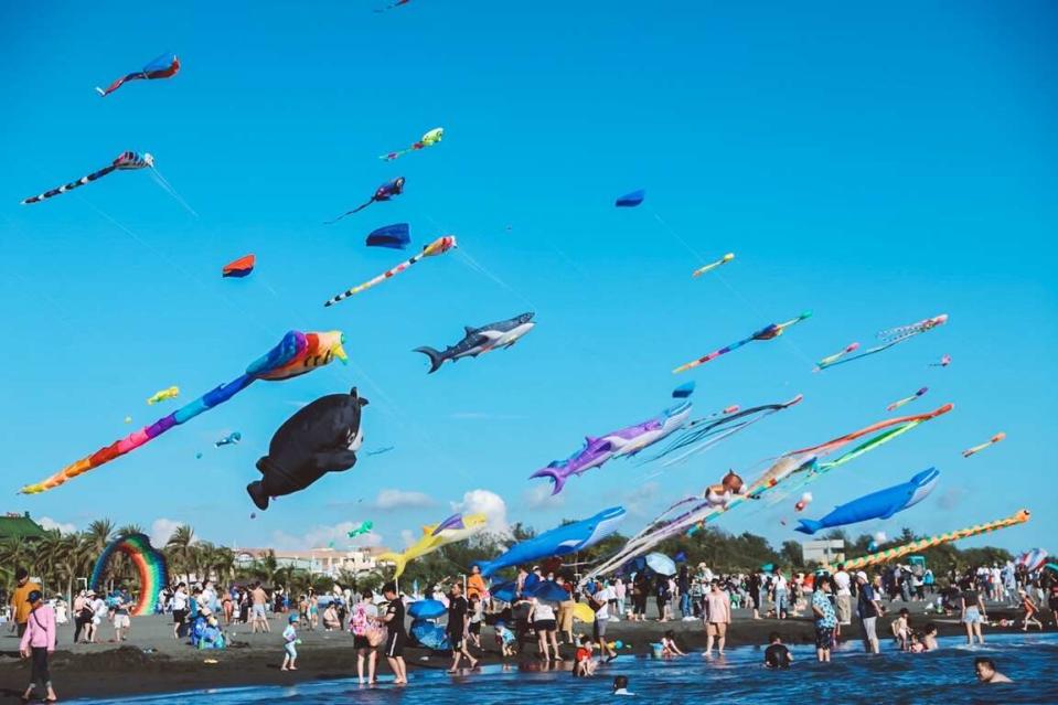 旗津風箏節6天吸引逾17萬人。   圖：高雄市觀光局提供